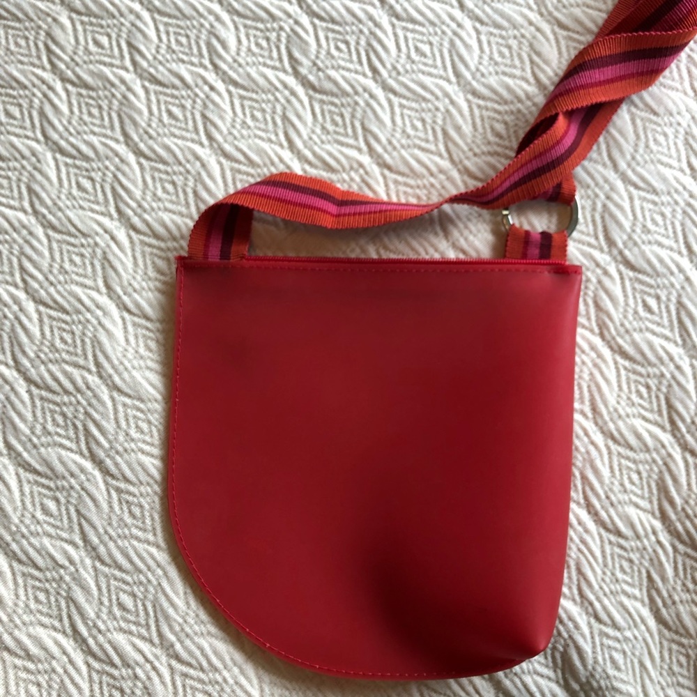 Red Purse - Picture 2 of 5